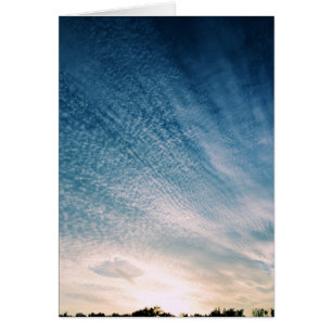 Loch in den Wolken - Schrifts-Karte