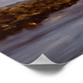 Loch in der Mauer an der wilden Küste Poster (Ecke)