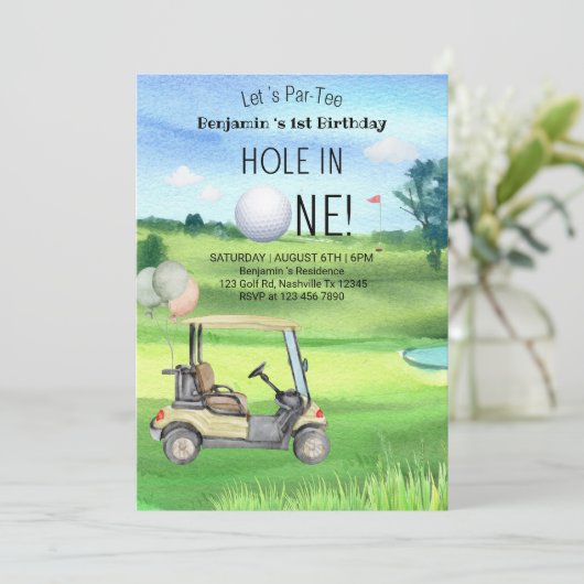 Loch in einem 1. Geburtstag Einladung (Stehend Vorderseite)