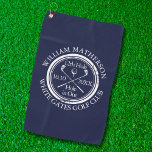 Loch in One Classic Personalisiert Navy Blue Golfhandtuch<br><div class="desc">Die klassische Retro-Optik mit altertümlicher Briefmarke. Personalisieren Sie den Namen,  die Nummer des Ortes Loch und das Datum,  um einen großen Sake zu schaffen,  um dieses fantastische Loch in einem zu feiern. Entwickelt von Thisisnotme©</div>