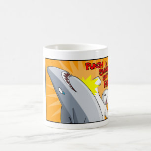 Lochen Sie einen Haifisch im Gesicht Kaffeetasse