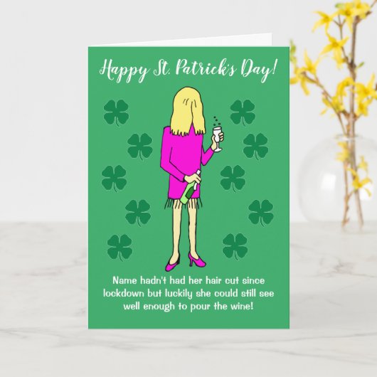 Lockdown Woman Drinking Wine St Patricks Day Card Karte (Gelbe Blume)