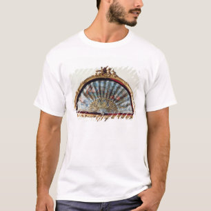 Lockern Sie auf, verziert mit einer Szene einer T-Shirt
