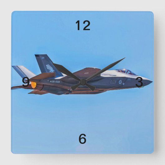 Lockheed Martin F-35A Lightning II Wall Clock Quadratische Wanduhr (Vorderseite)