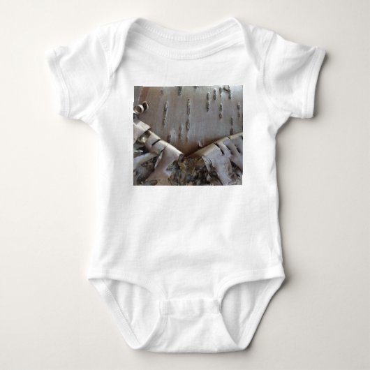 Lockige Birkenrinde Rustikal Baby Strampler (Vorderseite)