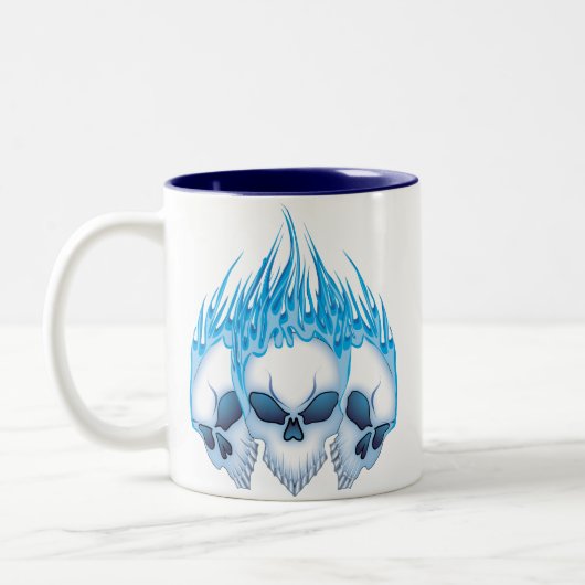 Lodernde blaue Schädel Zweifarbige Tasse (Links)