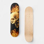 lodernder Schädel Skateboard (Vorderseite)