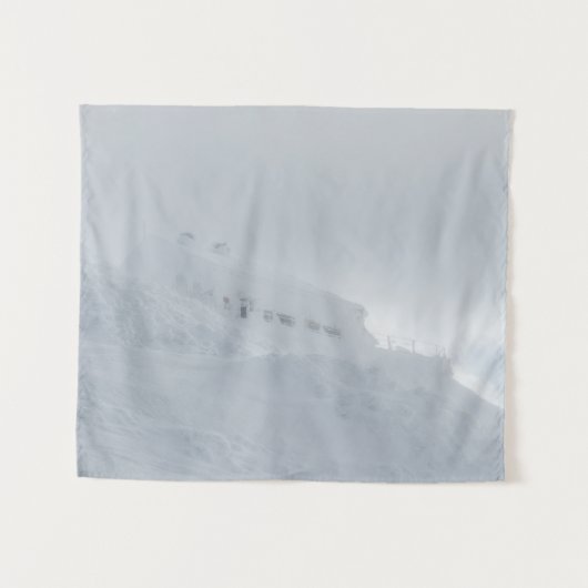 Lodge Draga Karolina auf dem großen Berg Snežnik S Wandteppich (Vorderseite (Horizontal))