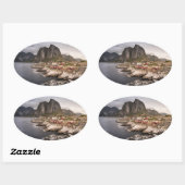 Lofoten Fischerdorf Hamnoya Ovaler Aufkleber (Blatt)