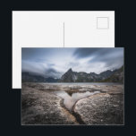 Lofoten-Inseln Postkarte<br><div class="desc">Landschaftliches Foto des Berges Olstinden,  nah zum Fischerdorf Reine an der Küste von Lofoten,  Nordnorwegen. Foto © Sebastian Wurm.</div>