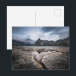 Lofoten-Inseln Postkarte<br><div class="desc">Landschaftliches Foto des Berges Olstinden,  nah zum Fischerdorf Reine an der Küste von Lofoten,  Nordnorwegen. Foto © Sebastian Wurm.</div>