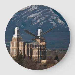 Logan-Tempel Große Wanduhr