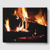 Loggt sich in der Feuer-Feuer-Fotografie ein Gästebuch (Rückseite)