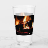 Loggt sich in der Feuer-Feuer-Fotografie ein Glas (Vorderseite)