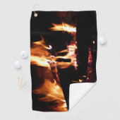 Loggt sich in der Feuer-Feuer-Fotografie ein Golfhandtuch (Insitu)