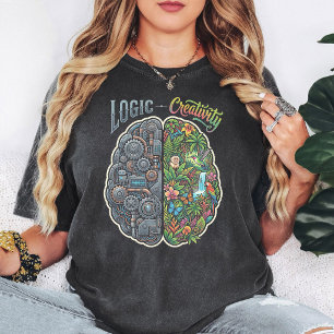 Logik vs Kreativität Gehirndesign T-Shirt