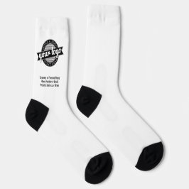 Logo auf "Calf for Business"-Branding in Weiß hinz Socken