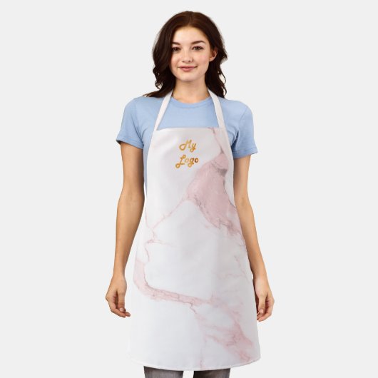 Logo aus rosafarbenem Marmor Schürze (Getragen)