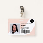 Logo-Code des beruflichen Pflegepersonals Ausweis (Vorderseite mit Klammer)