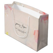 Logo der Abstrakten Kunsthalle Pink & Coral Große Geschenktüte (Rückseite Schrägansicht)