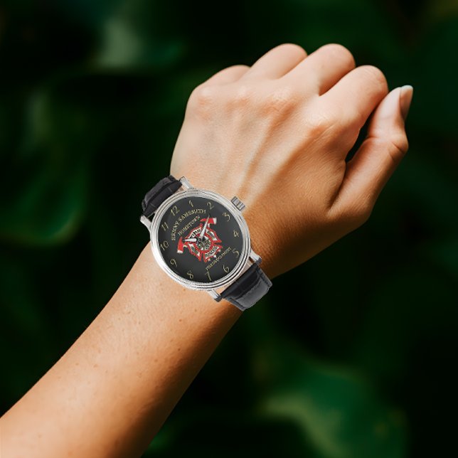 Logo der Feuerwehr Gold und Rotes Abzeichen mit Ac Armbanduhr (Von Creator hochgeladen)