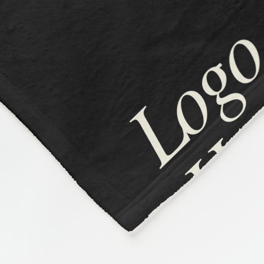 Logo der Firma "Black Color" Fleecedecke (Ecke)