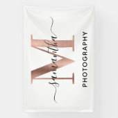 Logo der Rose Gold M Monogram Banner (Vertikal)