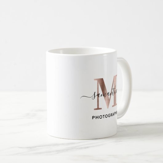 Logo der Rose Gold M Monogram Kaffeetasse (VorderseiteRechts)