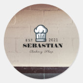 Logo des Beige Concrete Wall Brick Bakery Shop Runder Aufkleber (Vorderseite)