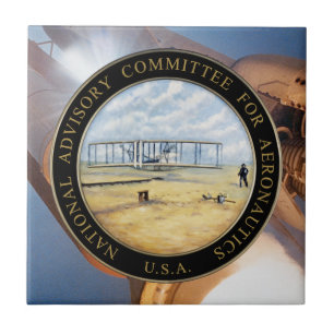 Logo des National Advisory Committee for Aeronauti Fliese