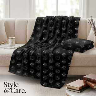 Logo-Fleece-Blanket - erhältlich in 3 Größen Fleecedecke