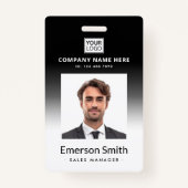 Logo-Foto mit schwarzem Farbverlauf Titel des Mita Ausweis (Vorderseite)