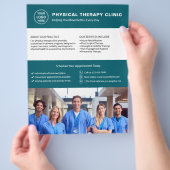 Logo-Foto-QR-Code der Physiotherapie-Klinik in Tür Flyer (Hand)