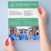 Logo-Foto-QR-Code der Physiotherapieklinik in Grün Flyer (Hand)