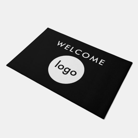 Logo für kundenspezifische Unternehmen - Willkomme Fußmatte (Schrägansicht)