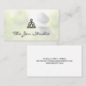 Logo für Meditation | Gestapelte Steine im Gras Terminkarte (Vorne/Hinten)