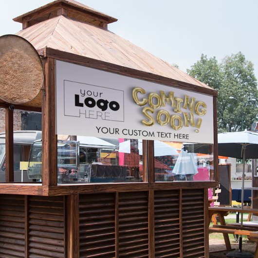 Logo hinzufügen Bald Gold Letter Balloons im Freie Banner