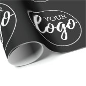 Logo hinzufügen - Schwarzer Hintergrund im minimal Geschenkpapier (Rolleneckpunkt)