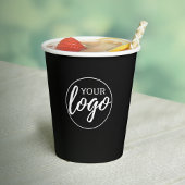 Logo hinzufügen - Schwarzer Hintergrund im minimal Pappbecher