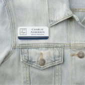 Logo mit großem Namen dunkelblau Namensschild (Beispiel)