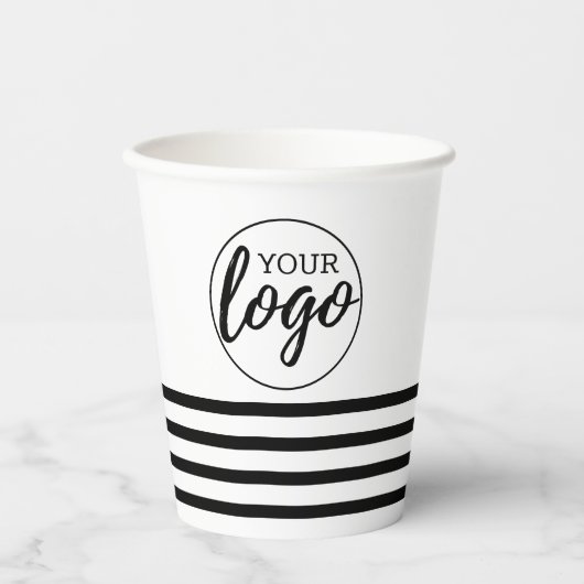 Logo mit Streifen hinzufügen - Schwarz-weiß Pappbecher (Vorderseite)