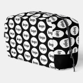 Logo-Muster Werbeaktion Waschbeutel (Rechte Ecke)