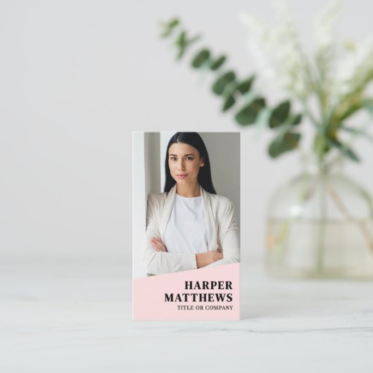 Logo QR Code Blush Pink Visitenkarte (Stehend Vorderseite)