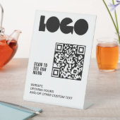 Logo QR Scan Menü Weißes Restaurant Sockelschild (In Situ)