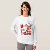 Logo Retro Christmas Holly Jolly Vibes Holidays T-Shirt (Vorne ganz)