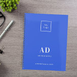Logo Royal Blue Monogram Initials Business 2025 Planer<br><div class="desc">Königlich blauer Hintergrund und weißer Text. Personalisieren und fügen Sie Ihr Logo,  Monogramm Initialen,  Name und ein Titeljahr 2025 (oder jedes Jahr). Ihr Logo sowohl vorne als auch hinten. Platz für Ihre Website-Adresse auf der Rückseite.</div>