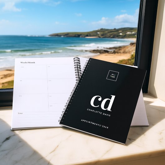 Logo-Schwarz-weiße Monogramm-Initialen 2025 Planer