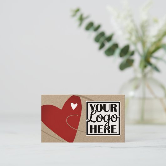 Logo Template Red Kraft Paper Liebe Heart Crafters Visitenkarte (Stehend Vorderseite)