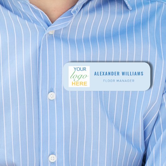 Logo und Mitarbeiter am benutzerdefinierten Platz Namensschild