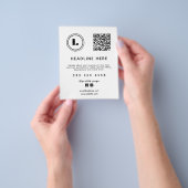 Logo und QR-Code weiß minimalistisches Design Flyer (Gruppe)